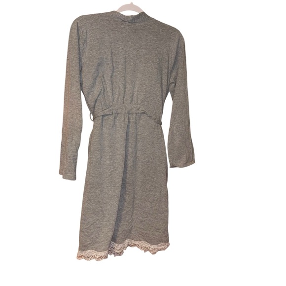 Motherhood Maternity soft nursing gray nightgown and matching robe size medium - Picture 3 of 7